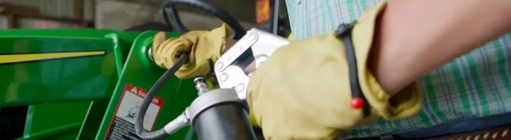 7 maintenance checks to extend the life of your tractor